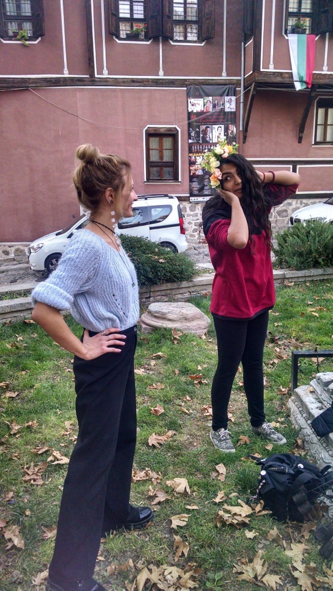 two actresses during a rehearsal