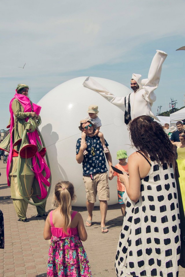 performers at a street show